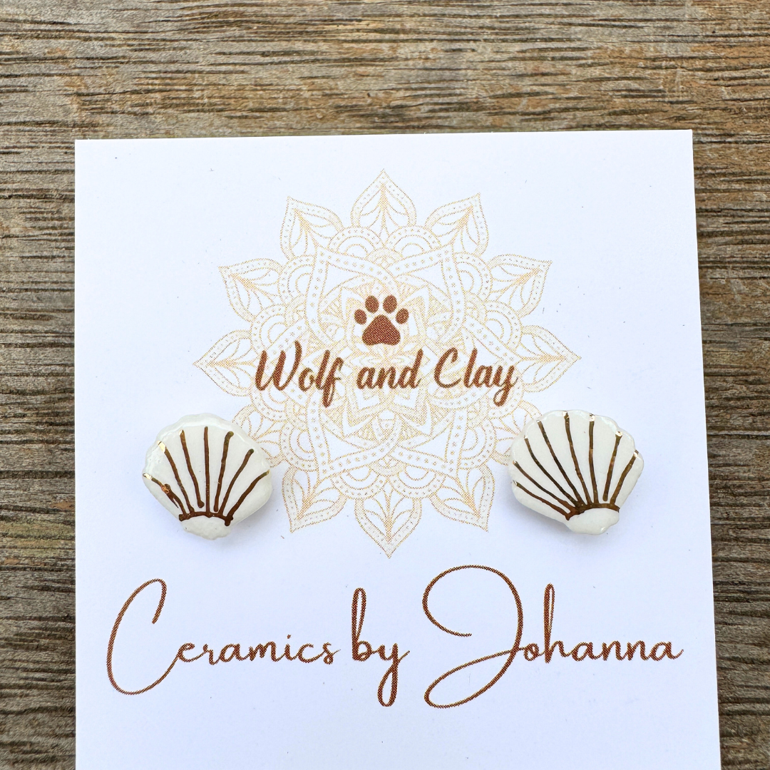 Porcelain Stud Earrings - Sea Shell - Maris - Wolf and Clay